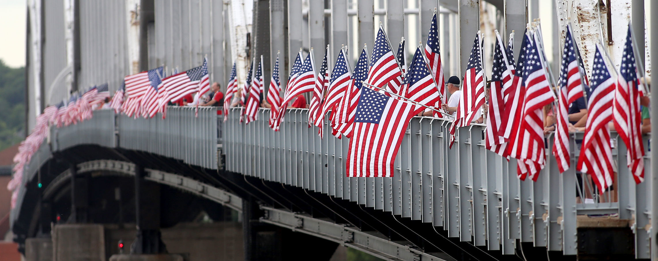 061418-qct-qca-flags-004
